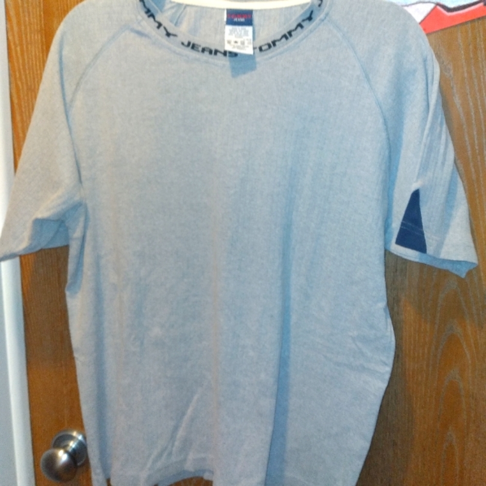 Good condition Tommy Hilfiger men's top.